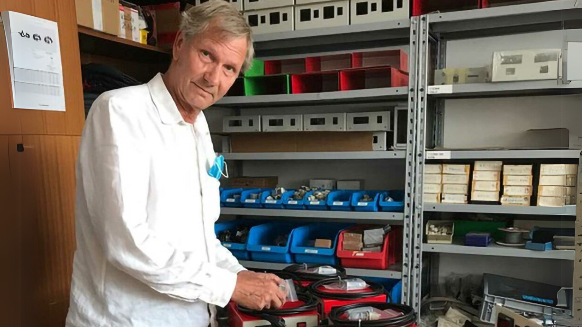 Tecnico Saldatrice per plastiche